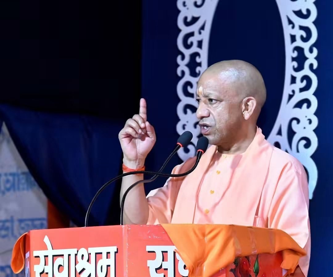 यूपी में महर्षि वाल्मीकि जयंती पर 26 अक्टूबर को सार्वजनिक अवकाश, स्कूल-कॉलेज और सरकारी दफ्तर रहेंगे बंद; 75 जिलों में होंगे धार्मिक आयोजन