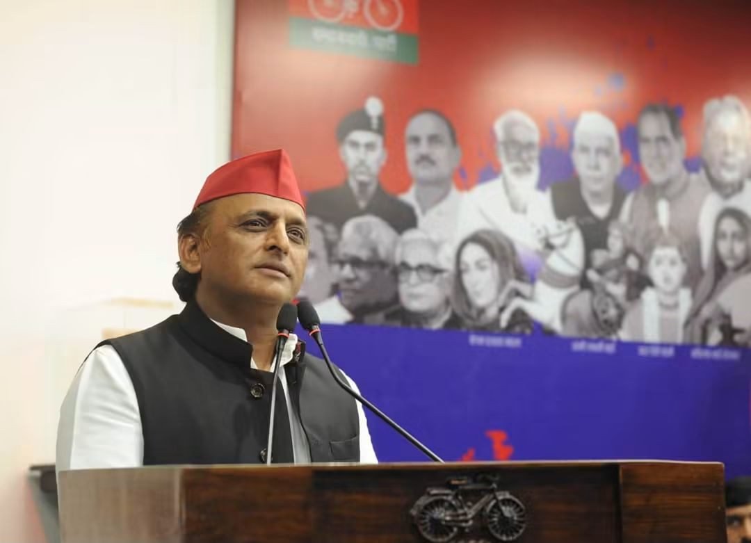 अखिलेश यादव का भाजपा पर हमला: ‘10 साल में विकास नहीं, सिर्फ दावों का ढिंढोरा’; बोले- 2027 में सपा सरकार जरूरी