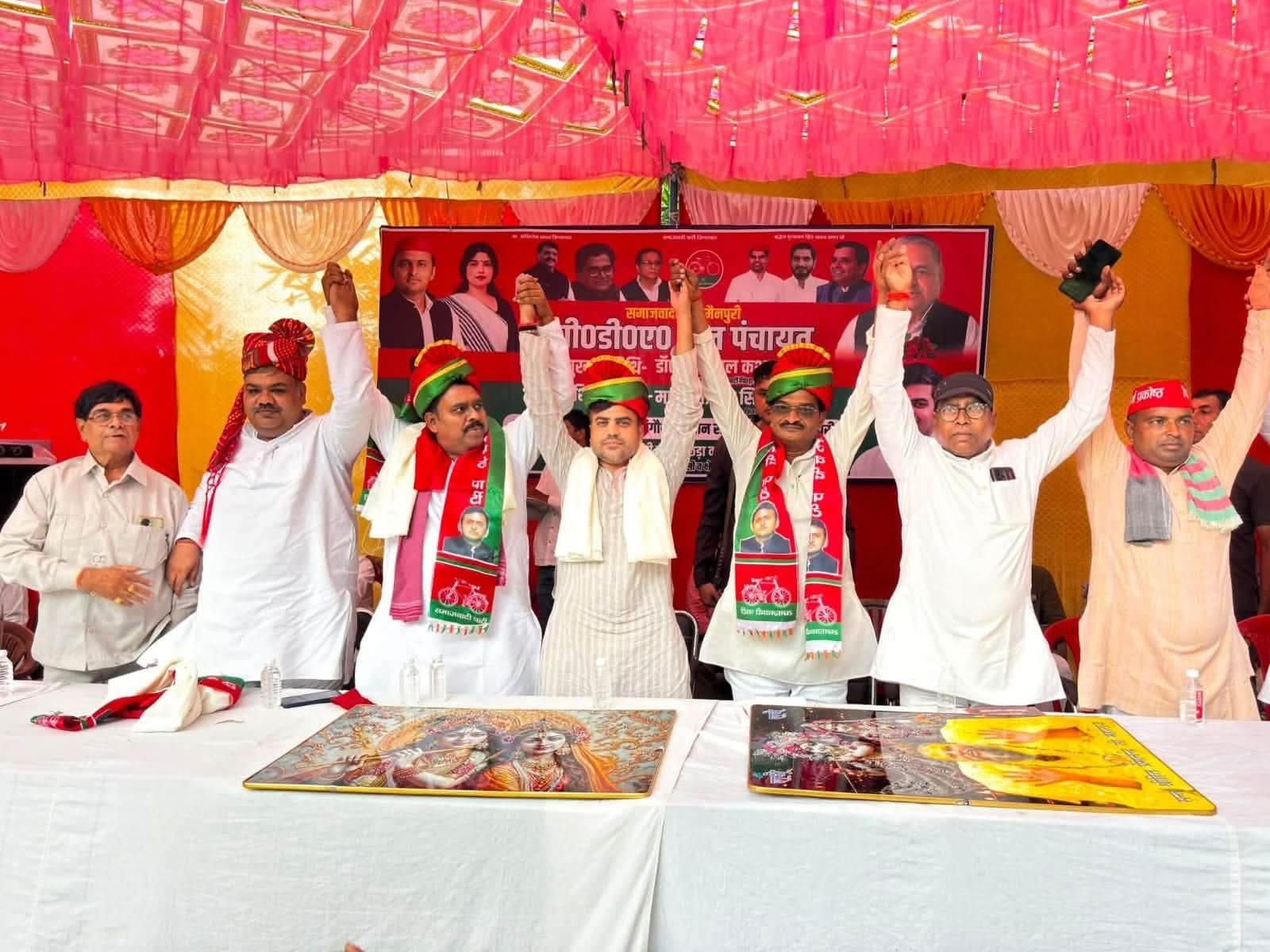 Mainpuri News: करहल में सपा की PDA पंचायत, राजपाल कश्यप बोले- ‘PDA की एकता बनेगी बदलाव का आधार’