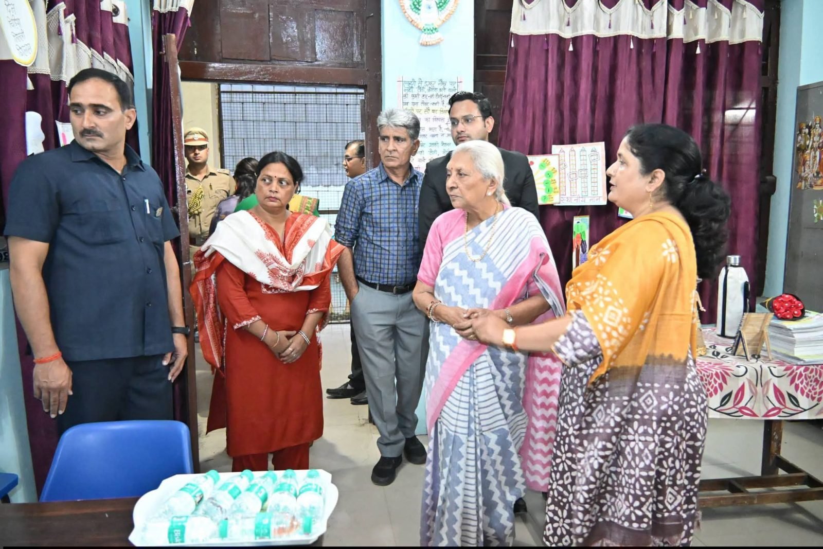 राज्यपाल आनंदीबेन पटेल ने कानपुर के राजकीय बाल गृह का किया निरीक्षण, बालिकाओं को आत्मनिर्भर बनाने पर दिया जोर